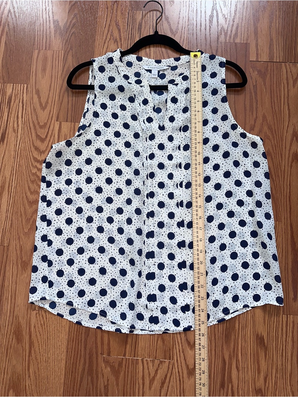 41 Hawthorn White Sleeveless Polka Dot Camisole with Navy Spots - Picture 3 of 6